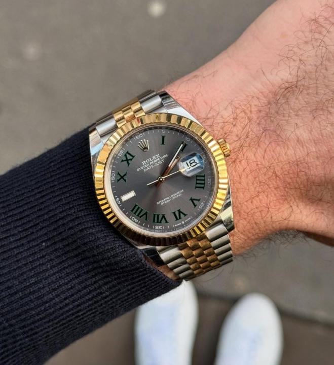 Rolex Oyster Perpetual Date Just Gold Working Like Automatic