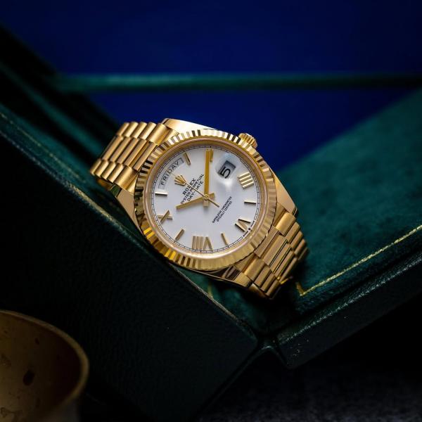 Rolex oyster perpetual Day Date 40 Battery