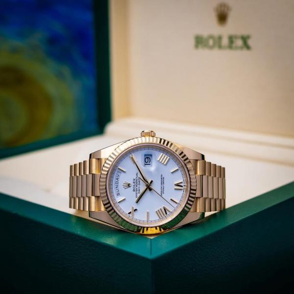Rolex oyster perpetual Day Date 40 Battery