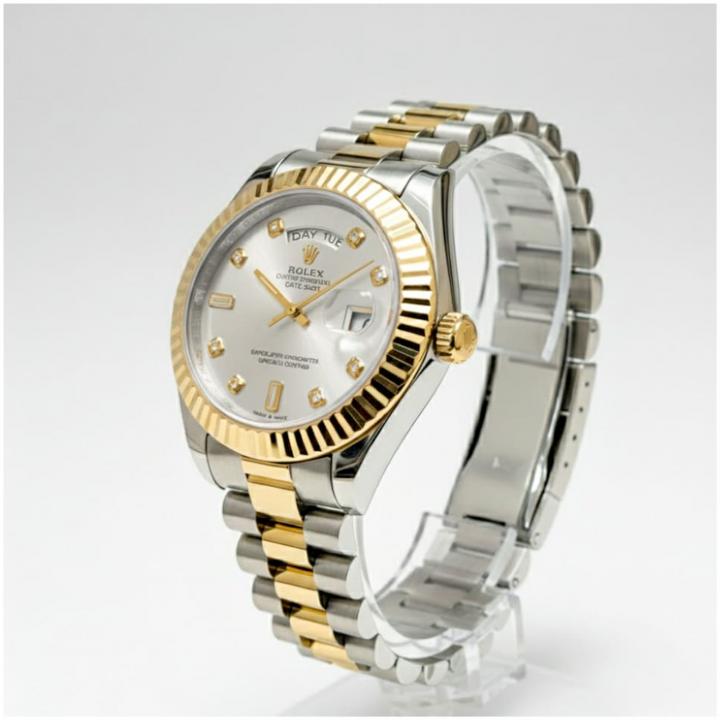 Rolex Oyster Perpetual Day Date Diamond 2Ton-Gold-White 40 Battery